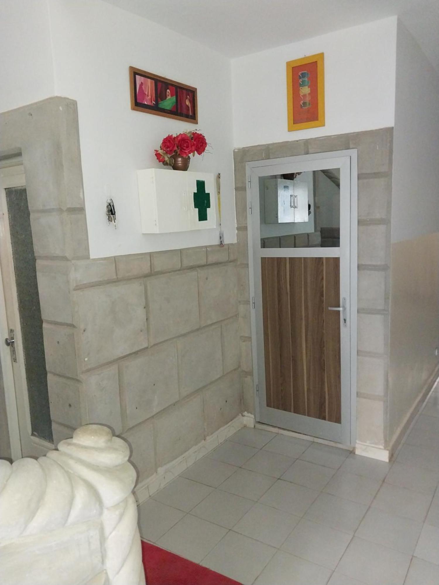 Chez Ousmane Fall Asecna Saint-Louis Rom bilde