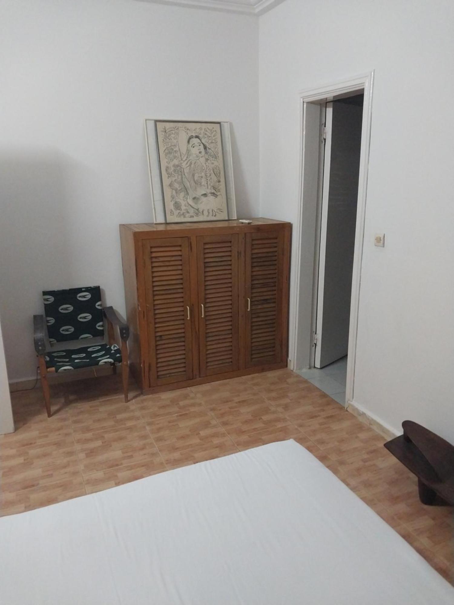 Chez Ousmane Fall Asecna Saint-Louis Rom bilde